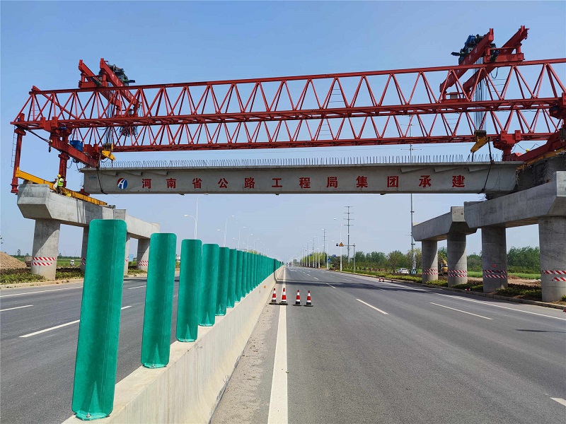 1653034214284.jpg 橋梁架設(shè) 郭連山 攝.jpg