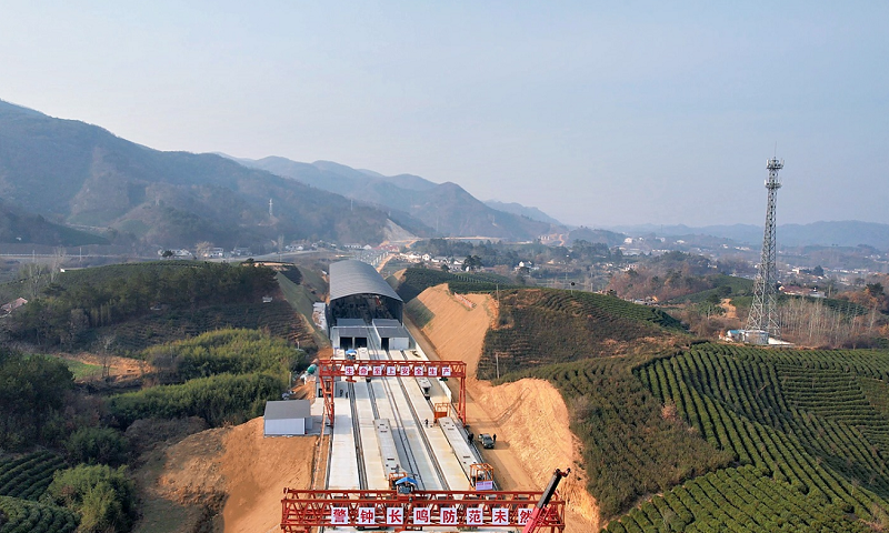 1713401532460.png 河南省首個(gè)山嶺重丘區(qū)集約化現(xiàn)代化預(yù)制梁場(chǎng)圓滿完成使命任務(wù)2.png